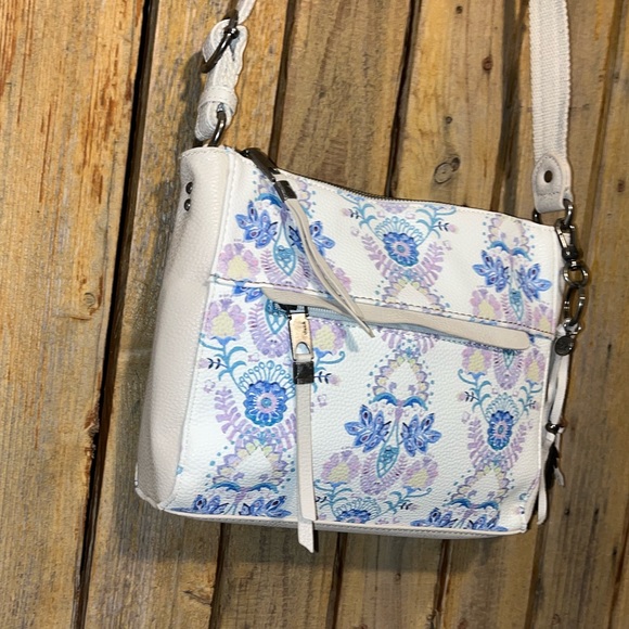 The Sak Flowered Patterned Shoulder Bag - Picture 4 of 8
